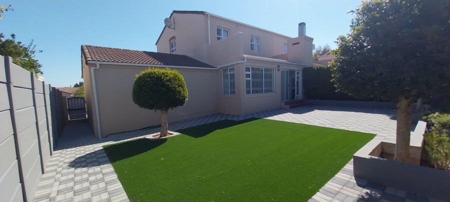 3 Bedroom Property for Sale in Pinehurst Western Cape